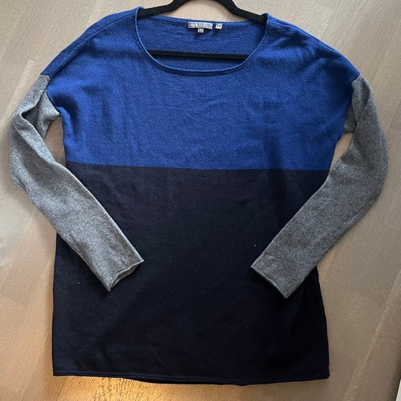 Vince Colorblock Cashmere/Wool blend Pullover Sweater. Small Blue/Black/Grey - Picture 9 of 9